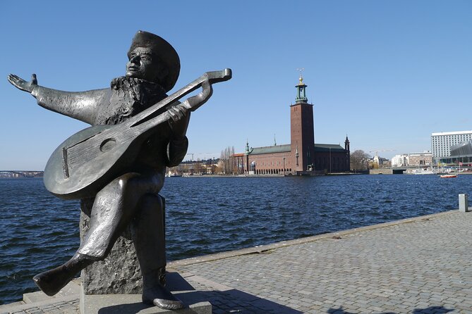 3-Hour Private Walking Tour in Stockholm - The Royal Palace and the limits of an outdoor visit