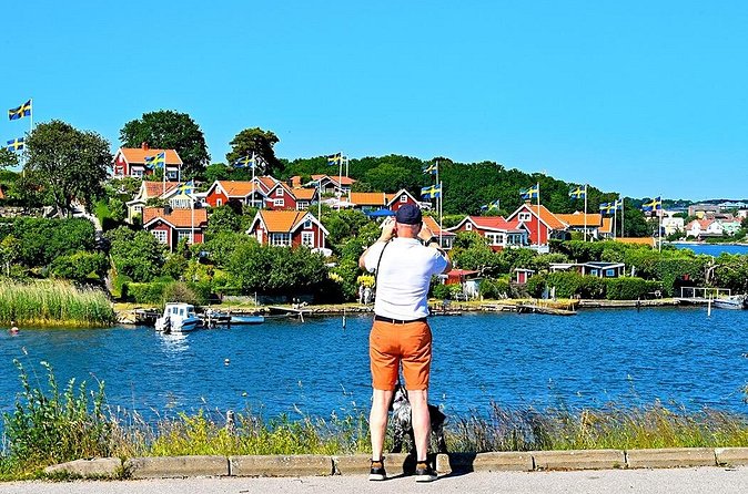6 Islands History Walking Tour in Karlskrona - A museum and baroque gardens from the early 1700s