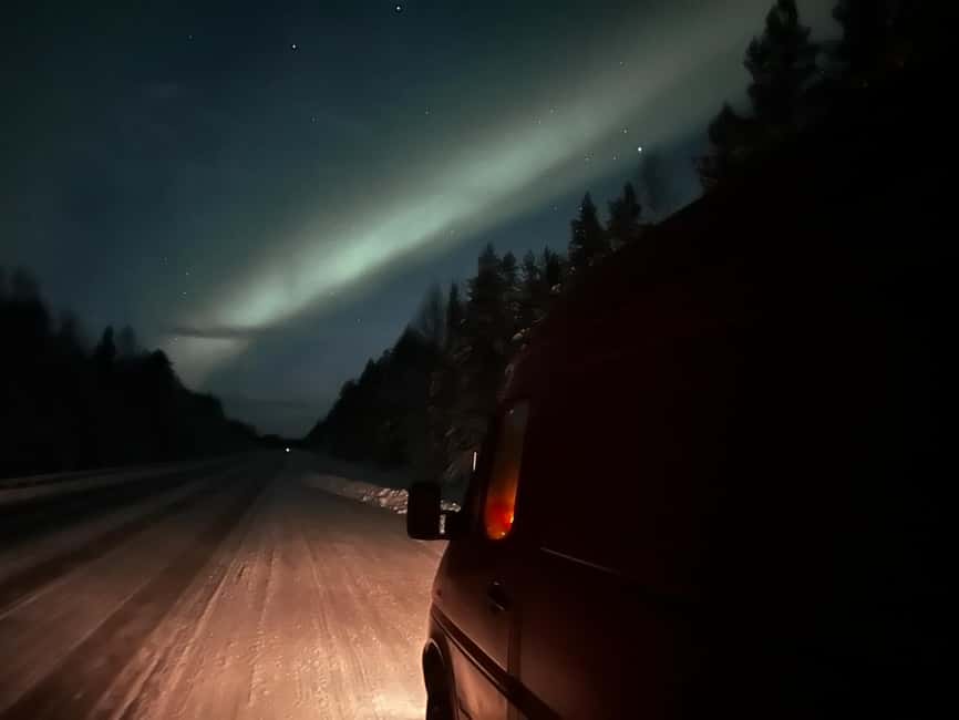 Abisko Arctic Ecology and Northern Lights Tour - The minibus ride to a secret stop