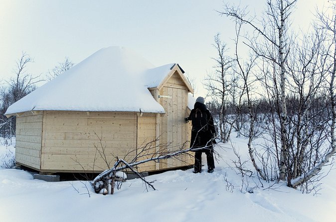 Abisko Arctic Reindeer Experience and Sami culture - The Sámi context deserves your attention