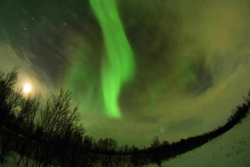 Abisko: Aurora Chasing with Snowmobiles - Arriving at the pickup points