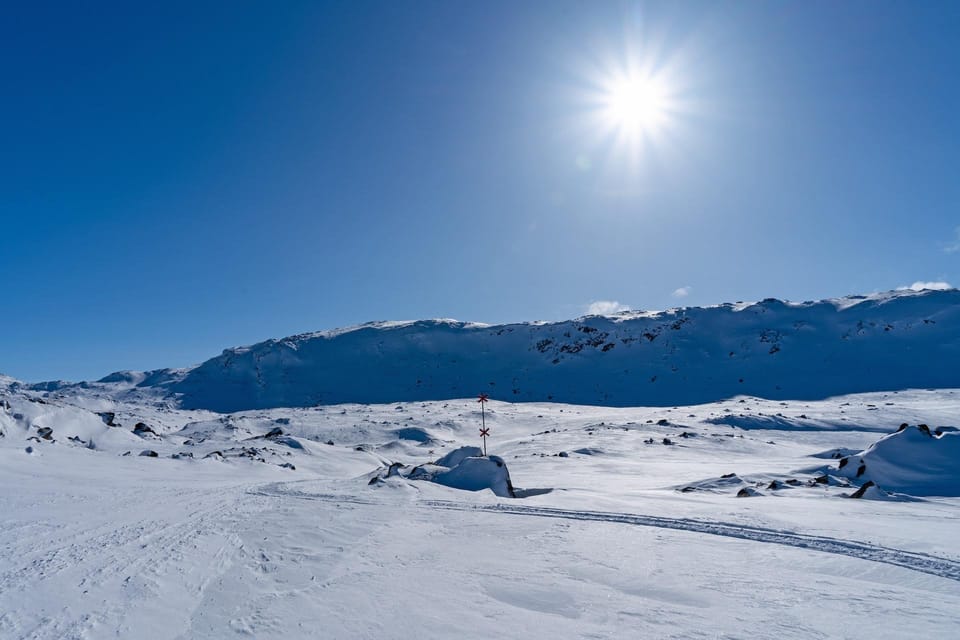 Abisko: Great Outback Snowmobile Tour with Lake Abiskojaure - Why this Abisko snowmobile route works so well