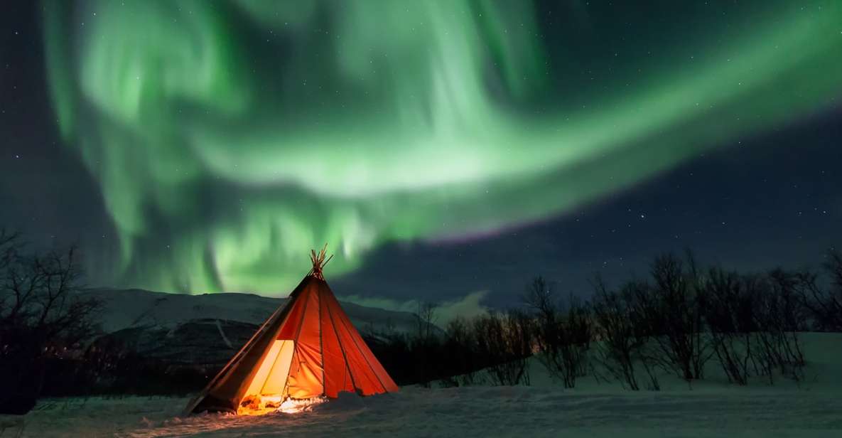 Abisko: National Park Northern Lights Photo Tour - The evening begins with a small-group pickup
