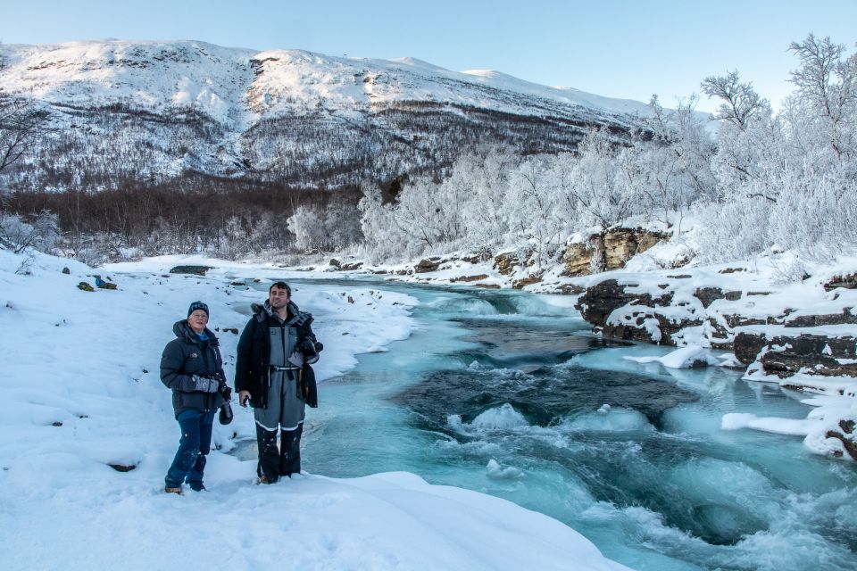 Abisko National Park: Scenic Morning Hike with Transfer - Meeting your guide at one of five Abisko stops