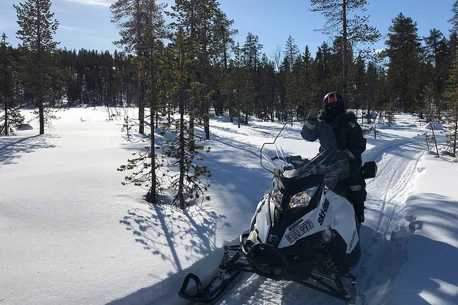 Afternoon Snowmobile Tour - Who should book this Kiruna ride?
