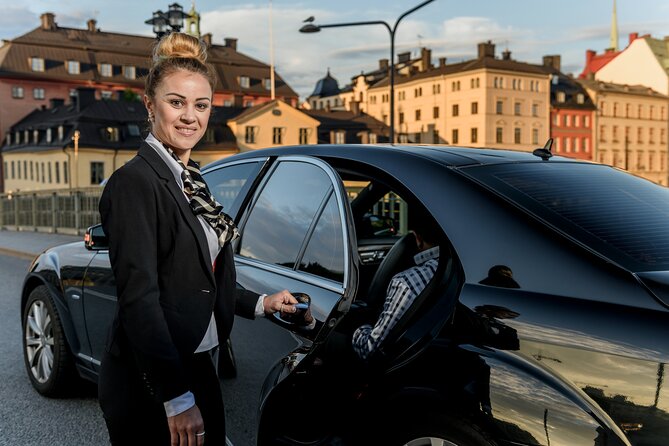 Airport Limousine Transfer: Arlanda Airport to Stockholm City 1-7 Passengers - How the service performed according to the ratings