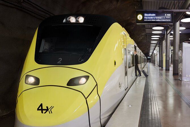 Arlanda Express Train Airport and Stockholm City Transfer - A 20-minute ride to Stockholm Central
