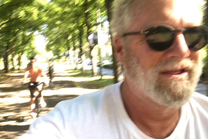 Best Stockholm Bike Tour. English, French or Spanish! - Starting at Scheelegatan 15