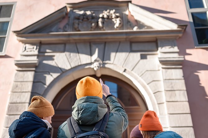 CityQuest in Stockholm - To See Stockholm and Die - Kungstradgarden and the Karl XII statue