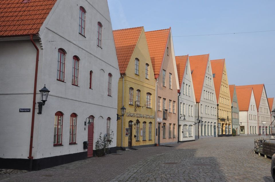 Copenhagen: Tour Across the Øresund Bridge to Lund and Malmö - Turning Torso and the modern side of Malmö