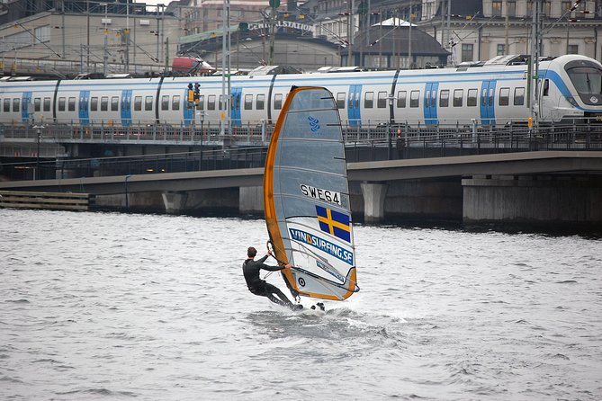 Dynamic Windsurfing Beginner class Day1 - What makes the Stockholm setting useful