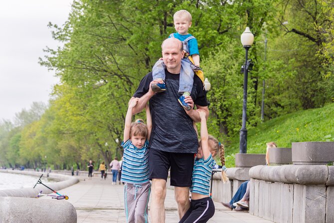 e-Scavenger hunt Stockholm: Explore the city at your own pace - City Hall and the route toward central Stockholm