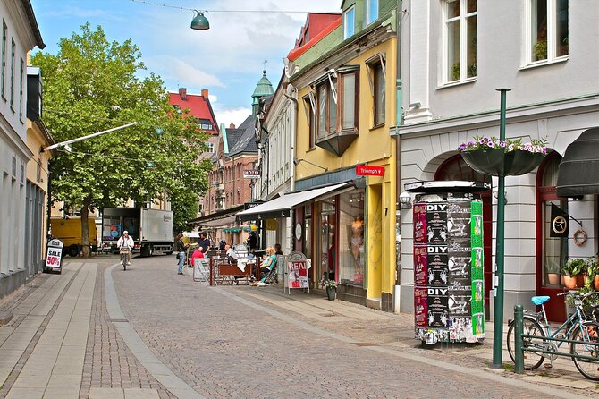 Explore Malmo in 60 minutes with a Local - What this one-hour Malmö walk really offers