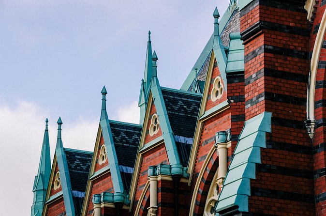 Explore the Instaworthy Spots of Gothenburg with a Local - Ending at Göteborgsoperan by the water