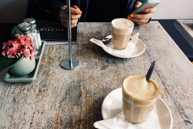 Fika Like A Stockholmare - Meeting near NK and setting the pace