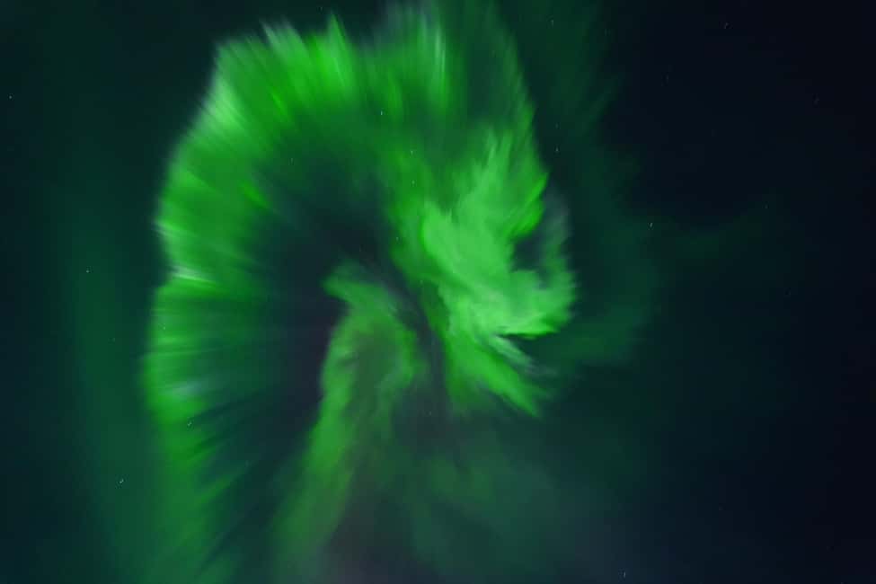 From Kiruna: Abisko National Park Northern Lights Tour - Taking aurora photos with a phone or camera