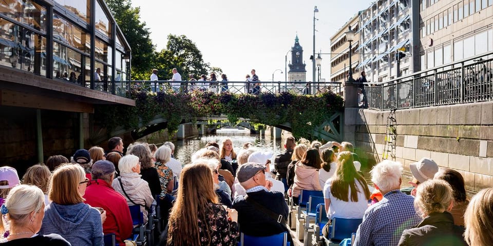 Gothenburg: City Canal Sightseeing Cruise - Choosing the best time for your 50-minute ride