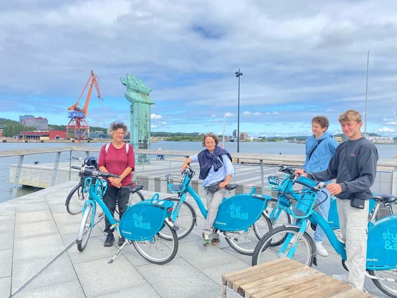 Gothenburg: City Highlights Bike Tour with Transfer - A coastal ride beside the North Sea