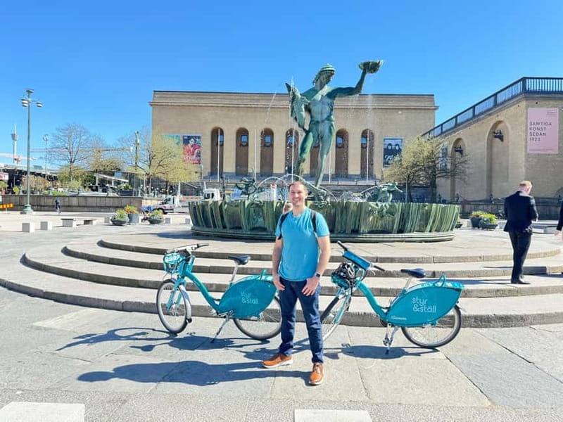 Gothenburg: City Highlights Bike Tour with Transfer - Gothenburg Museum of Art and a first look at the city