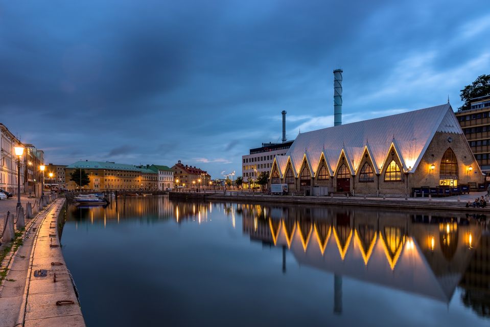 Gothenburg: Express Walk with a Local in 60 minutes - Local Tips for Cafes, Restaurants, and Bars