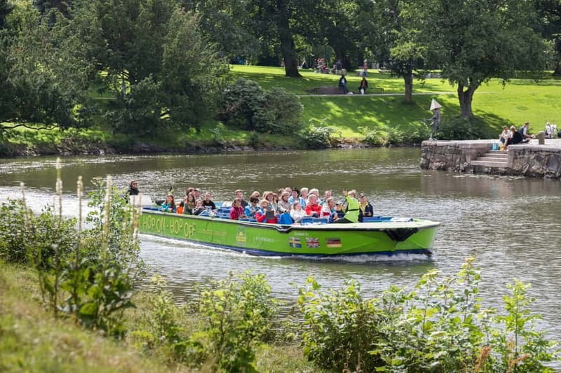 Gothenburg: Hop-On Hop-Off 24-Hour Sightseeing Boat - Eriksberg for a Wider Waterfront View
