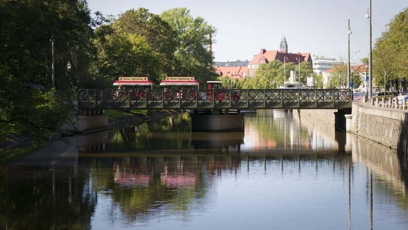 Gothenburg: Old Town Sightseeing Tour - How the $18 price measures up