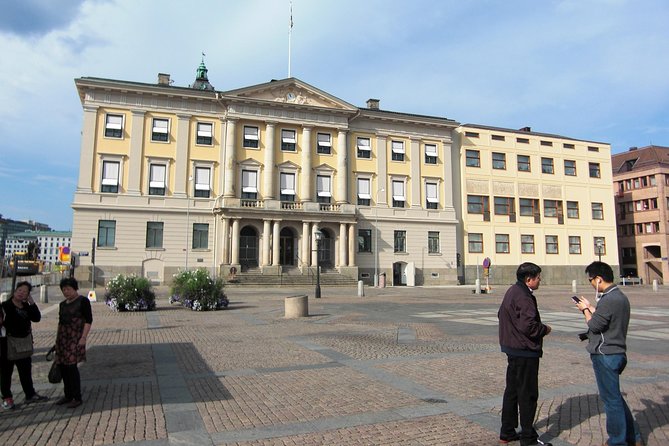 Gothenburg - Private Historic Walking Tour - Domkyrkan Cathedral as the main religious landmark