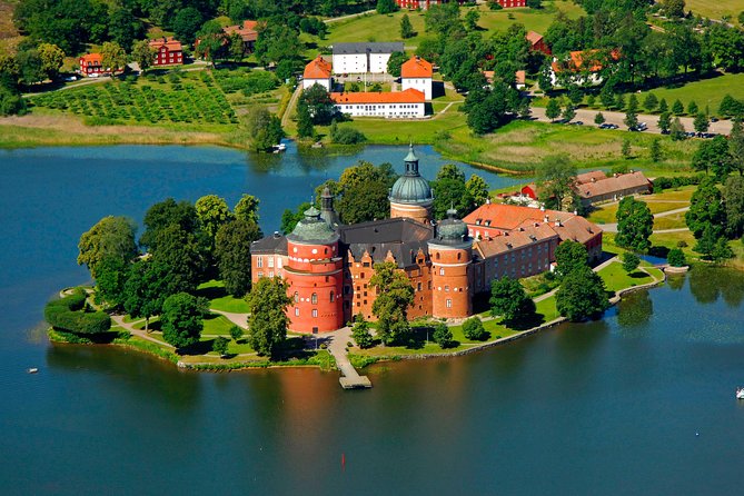 Grand Castle Tour Drottningholm and Gripsholm (private service) - Key points to know before booking