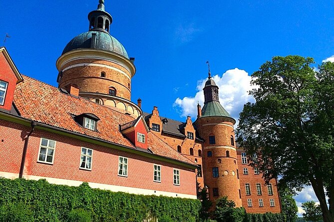 Grand Castle Tour Drottningholm and Gripsholm (private service) - Price, entrance fees, and who gets good value
