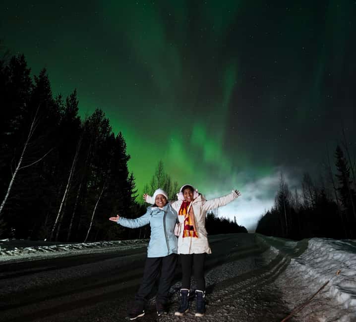 Guarantee Northern Lights Hunt by Minibus With Local Guide - Leaving Rovaniemi for darker skies