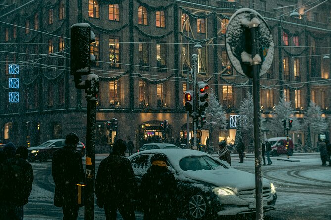 Guided Stockholm Christmas Tour - Glögg, chocolate, and a warmer pace