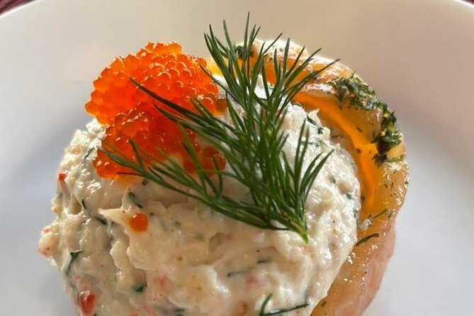 Guided Swedish Food Walking Tour in Stockholm - Guide quality and the small-group advantage