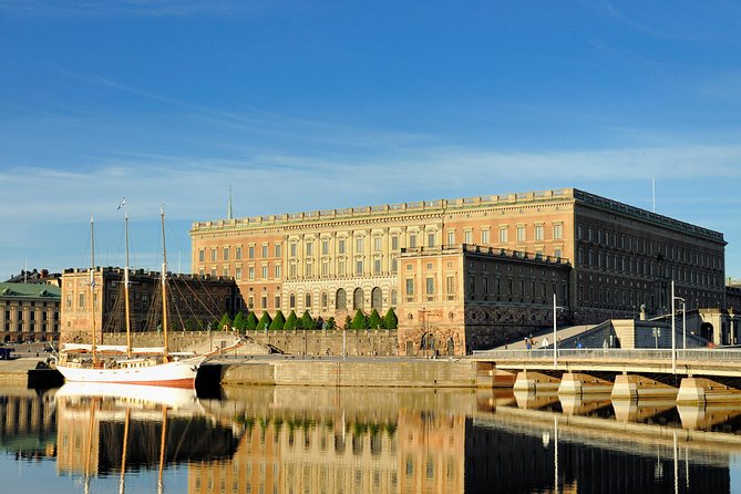 Hop-On Hop-Off Bus and Boat Ticket in Stockholm - Stadsgården and Fotografiska