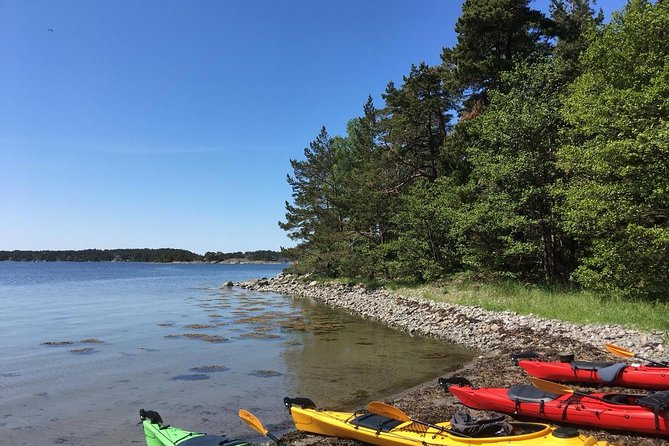 Kayak Tour in the Stockholm Archipelago with Lunch Meal - Weather, clothing, and what to protect