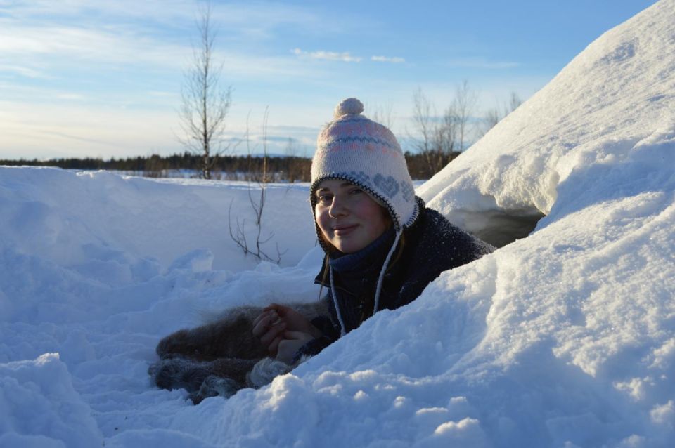 Kiruna: Build your own igloo overnight Tour - Looking for the Northern Lights