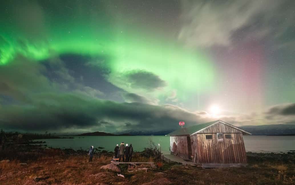 Kiruna: Northern Lights Chase with Car - Pickup from Kiruna hotels, camps, and the ICEHOTEL