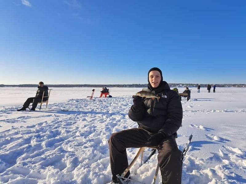 Lulea: Ice Fishing Tour in the heart of the city with Guide - Practical advice for a smoother outing