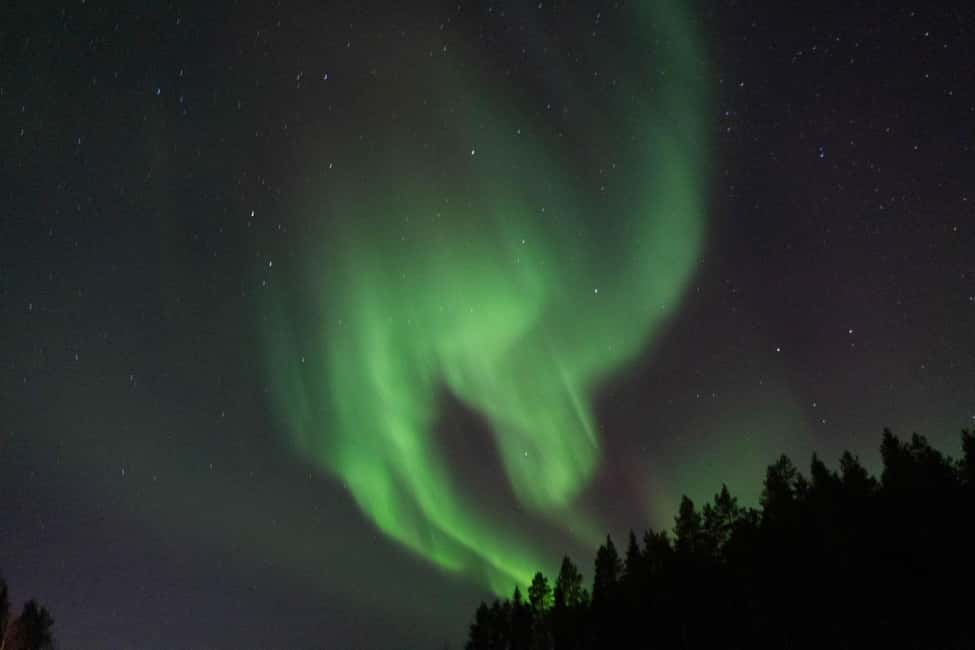 Lulea: Northern Lights Hunt by Car with Transfer - The first stop: finding darkness beyond town