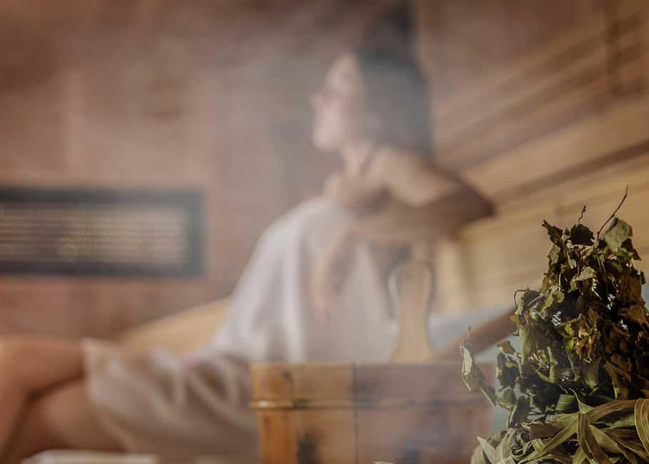 Luleå: Spa in Nature with Hot Tub & Sauna Experience - Why this outdoor spa feels different from a normal pool