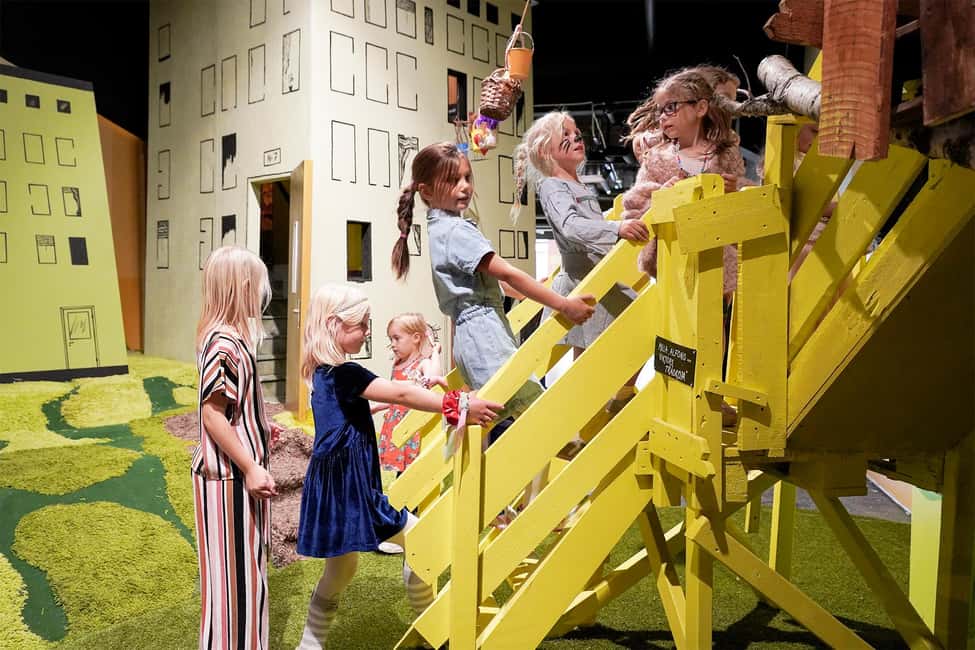 Malmö: Funnys Äventyr - Play Areas, Kids’ Theater & Carousel - Six play areas with different kinds of make-believe