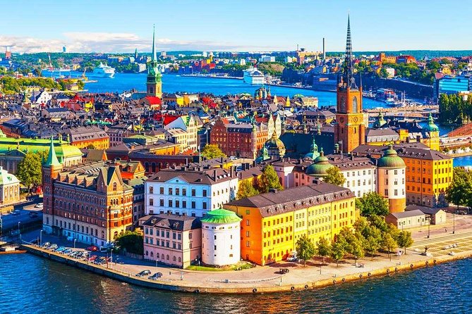 Old Town Tour of Stockholm - Group size, pace, and hearing the guide