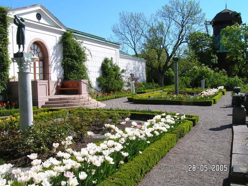 Prins Eugens Waldemarsudde: Entry Ticket to The Art Museum - Food, coffee, and the apple-growing connection