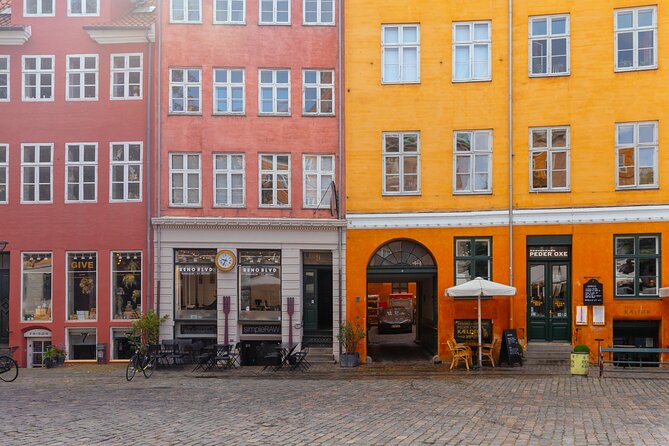 Private 90-Minute Walking Tour in Stockholm - What $98.18 per person gets you