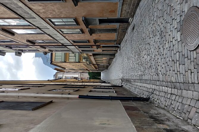 Private blood, ghosts and folklore Old Town 2h Stockholm tour - Iron, doors, and newborn protection