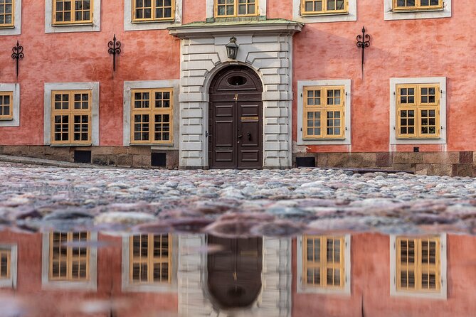 Private Golden Hour Photo Walk in Stockholm - What you will learn with a phone or camera