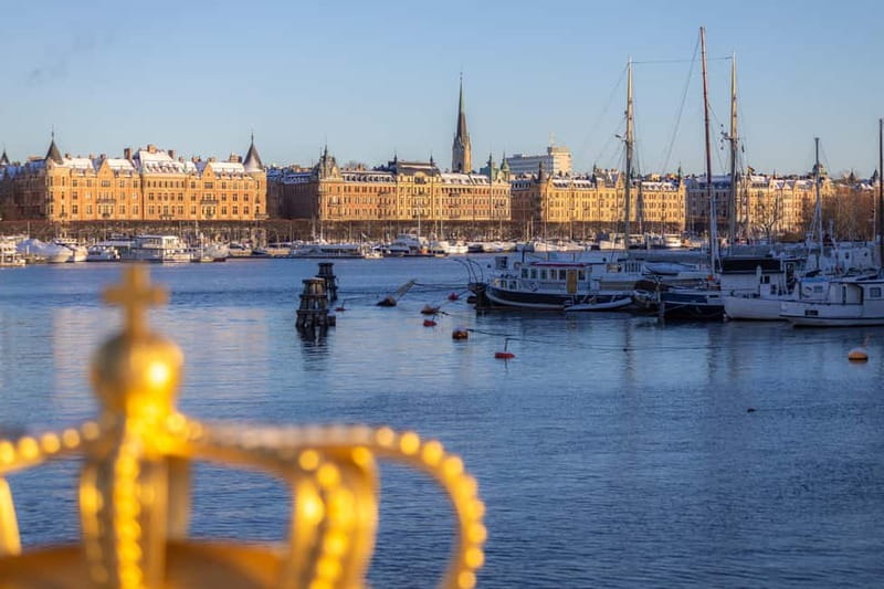 Private Golden Hour Photo Walk in Stockholm - The strongest praise: practical help and special locations
