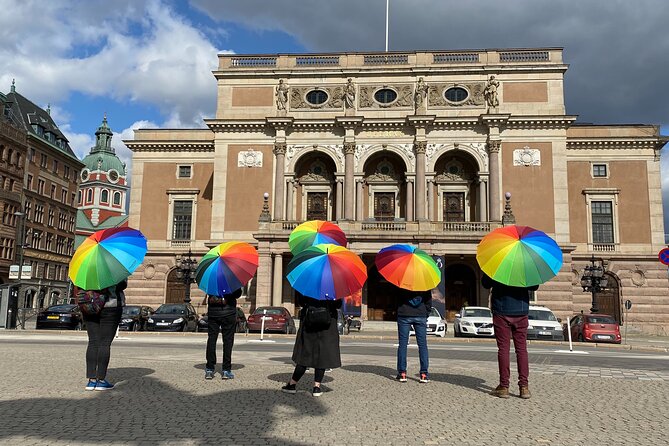 Private Tour of Stockholm - A private start at Gustav Adolfs torg
