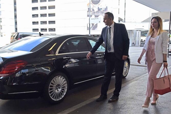 Private Transfer From Gothenburg Landvetter Airport to Gothenburg Hotels - Key points at a glance