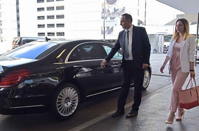 Private Transfer From Gothenburg Landvetter Airport to Gothenburg Hotels - Who will get the most value