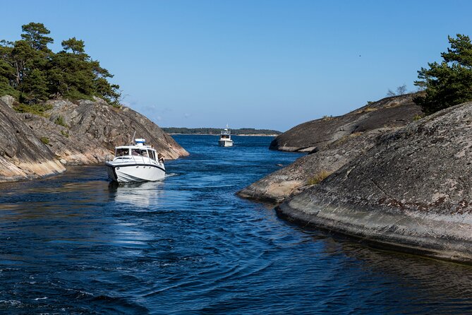 Private Yacht Cruise with Lunch or Dinner in Stockholm Archipelago - Three Hours Between Stockholm’s Canals and Island Shores